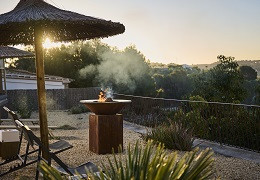 OFYR: Více než gril – venkovní kuchyně, která promění vaši zahradu v srdce domova